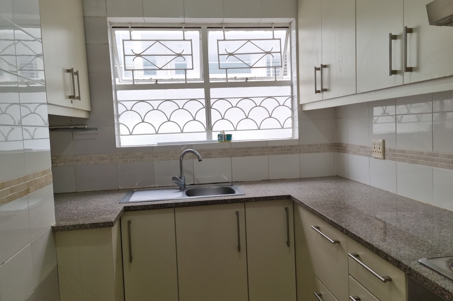 2 Bedroom Property for Sale in Green Point Western Cape